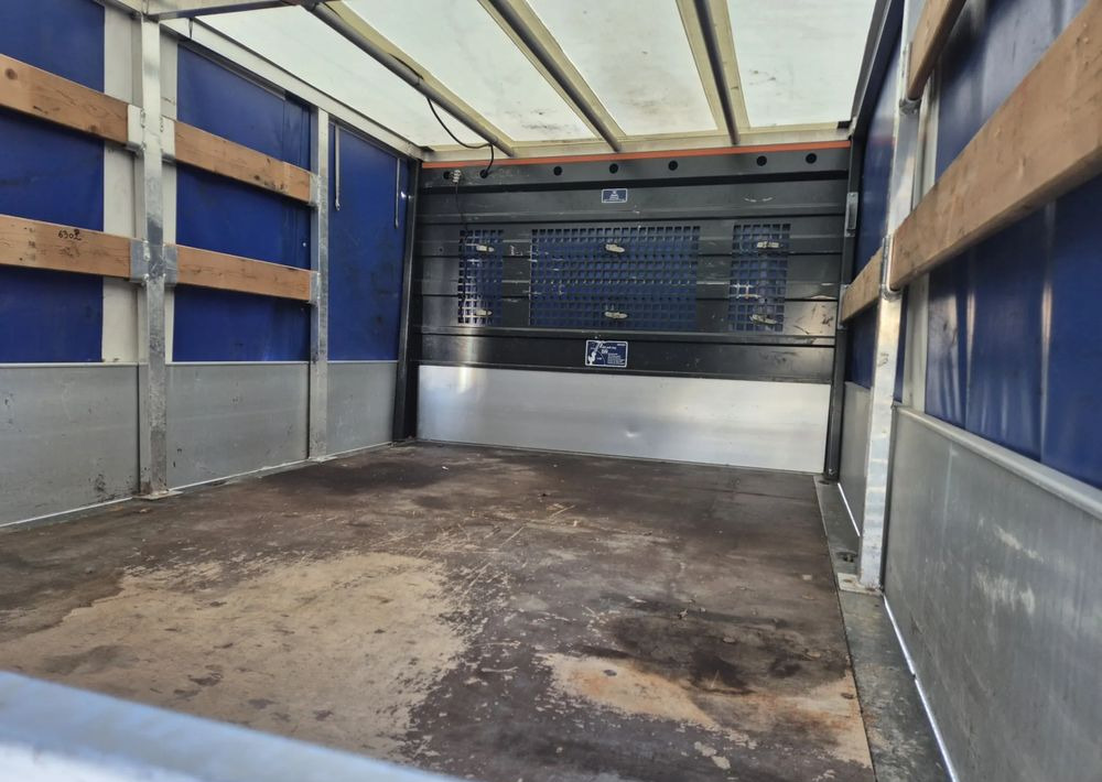 Renault MASTER 2.3 MAXI - Dubbelhytt transportbil: bild 4 Renault MASTER 2.3 MAXI - Dubbelhytt transportbil: bild 4