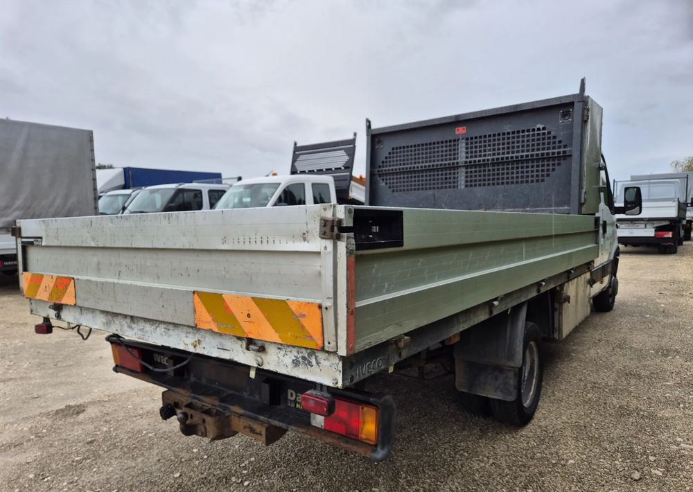 Skrzynia ładunkowa 4.1m Iveco + skrzynia narzędziowa - Flakbyggnation: bild 4 Skrzynia ładunkowa 4.1m Iveco + skrzynia narzędziowa - Flakbyggnation: bild 4