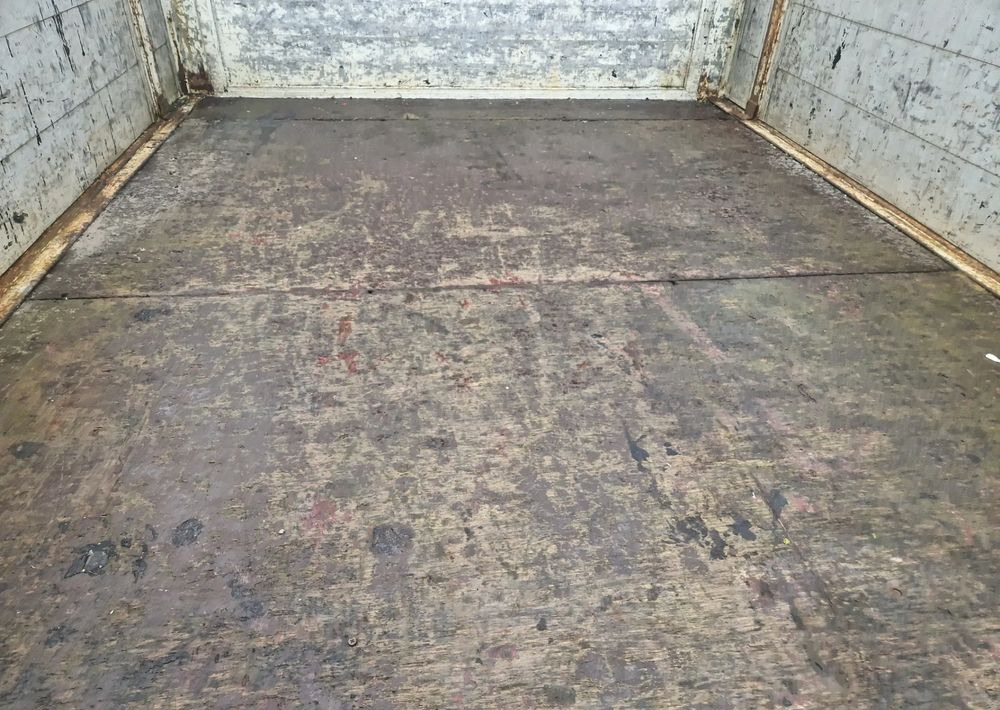 Skrzynia ładunkowa Sygnalizacja świetlna koguty Roboty drogowe, stan idealny! - Flakbyggnation: bild 5 Skrzynia ładunkowa Sygnalizacja świetlna koguty Roboty drogowe, stan idealny! - Flakbyggnation: bild 5