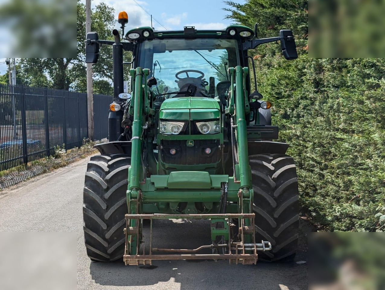 Traktor 2020 JOHN DEERE 6130R: bild 7 Traktor 2020 JOHN DEERE 6130R: bild 7
