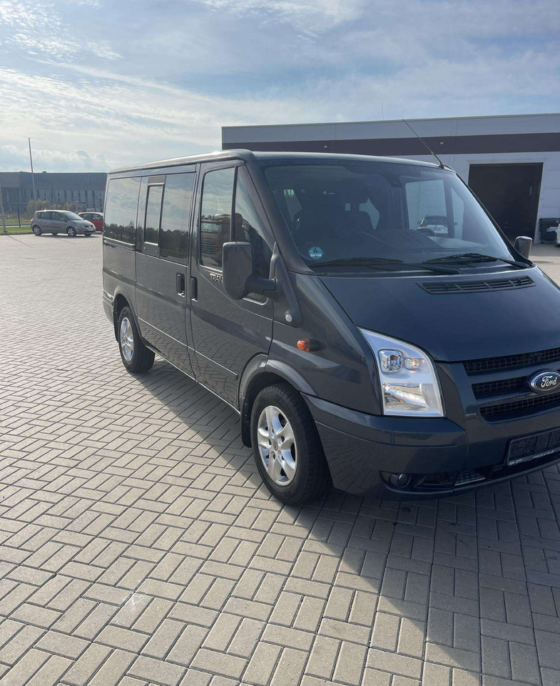 Ford Transit - Minibuss, Persontransport: bild 2 Ford Transit - Minibuss, Persontransport: bild 2