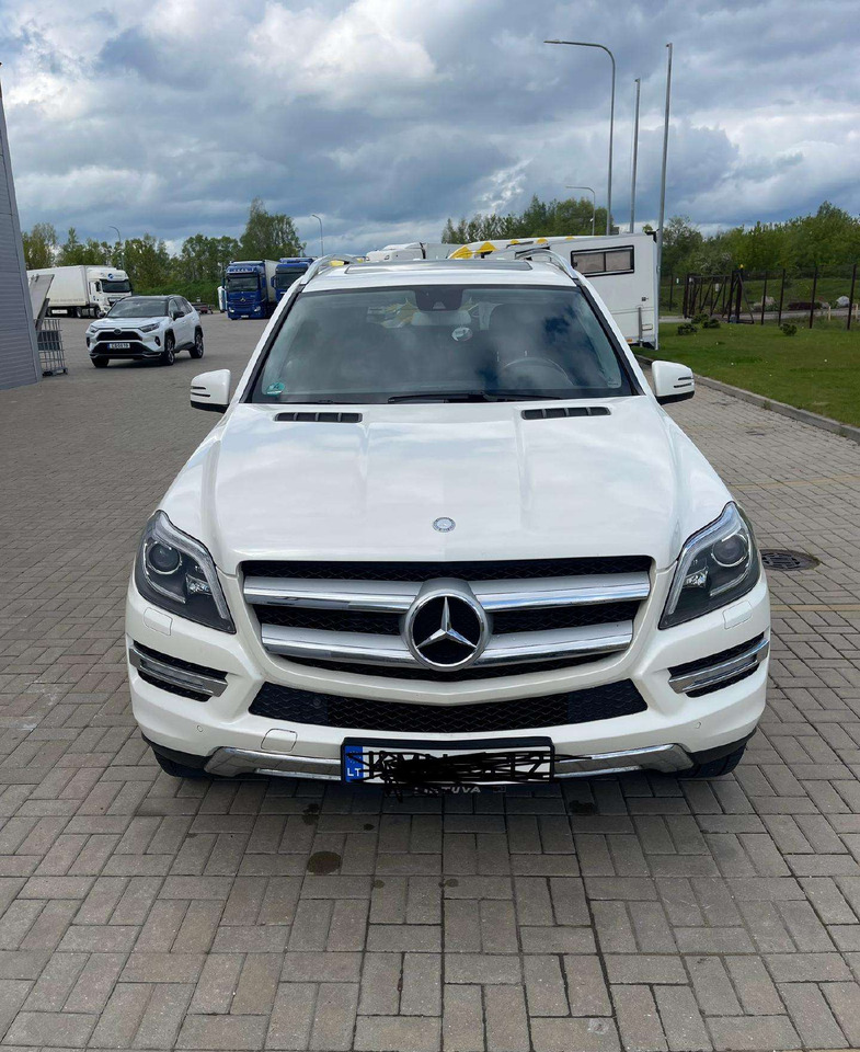 Mercedes-Benz GL350 - SUV: bild 1 Mercedes-Benz GL350 - SUV: bild 1