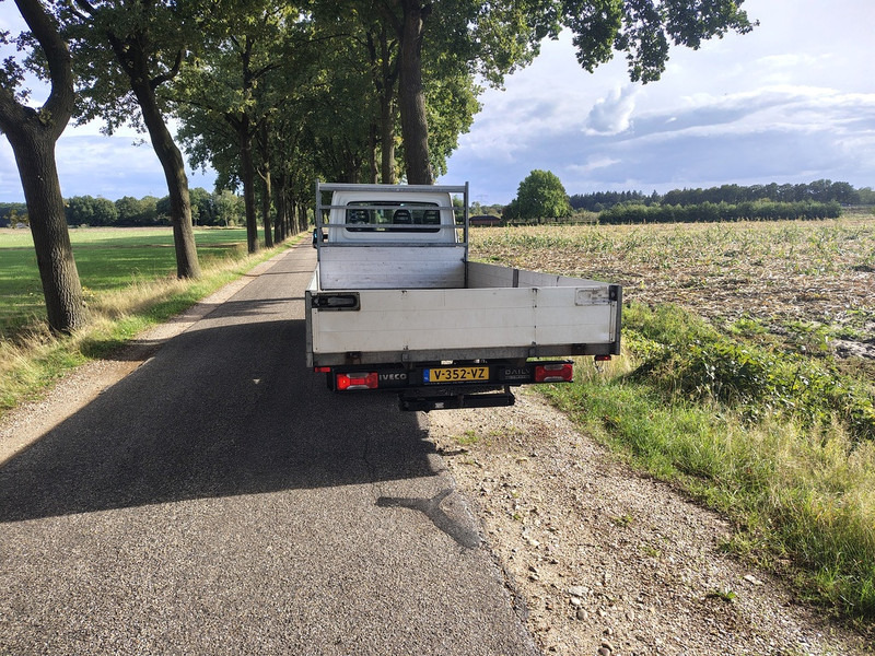 Iveco Daily 35C180 - Transportbil med flak: bild 5 Iveco Daily 35C180 - Transportbil med flak: bild 5