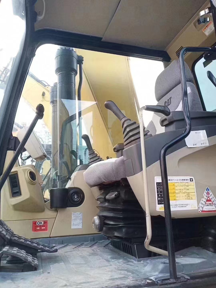 CATERPILLAR 325C used excavator low price for sale - Bandgrävare: bild 2 CATERPILLAR 325C used excavator low price for sale - Bandgrävare: bild 2