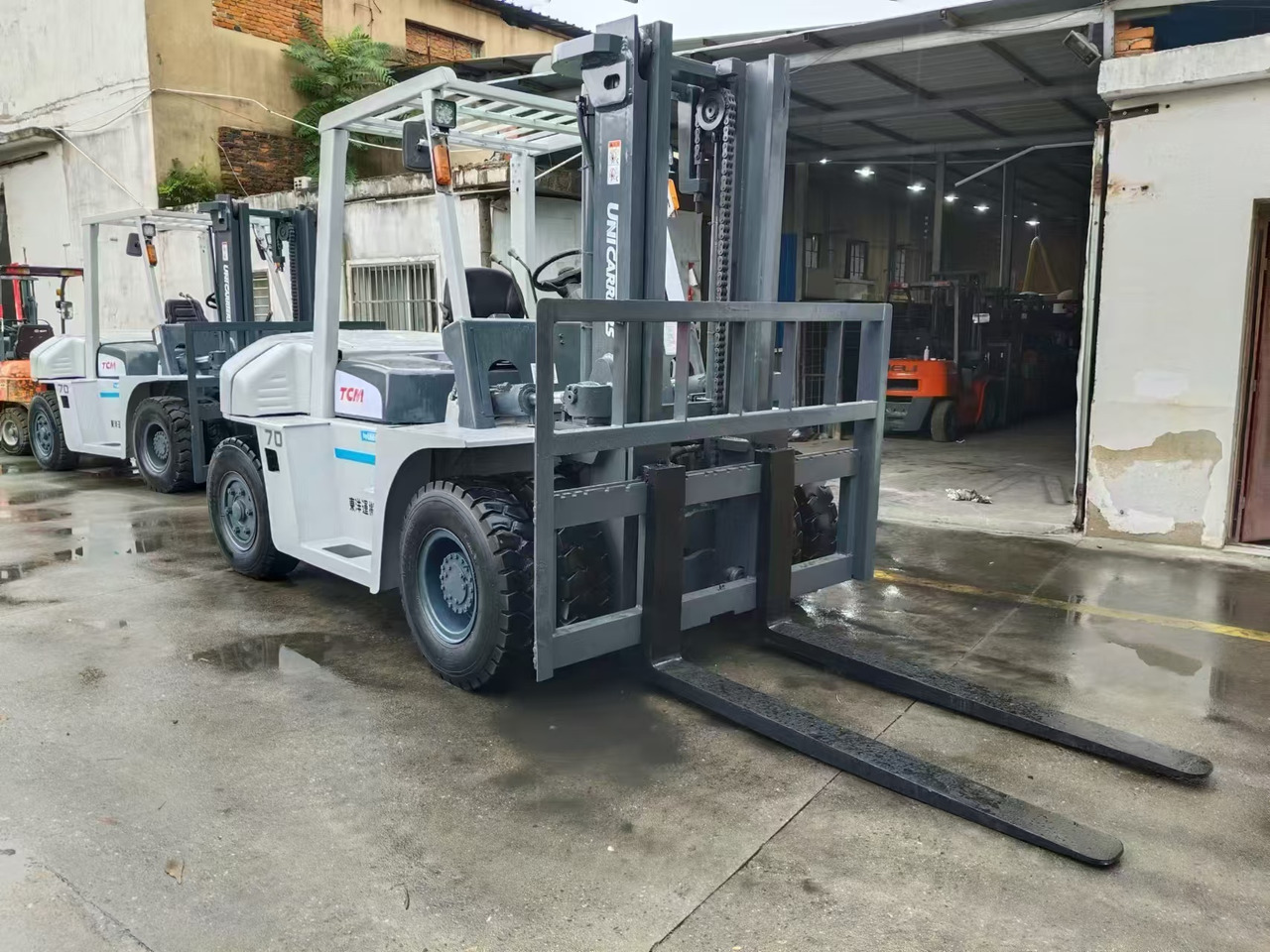 TCM FD70 japan brand 7 ton forklift used Customizable mast clamp side shift - Dieseltruck: bild 5 TCM FD70 japan brand 7 ton forklift used Customizable mast clamp side shift - Dieseltruck: bild 5
