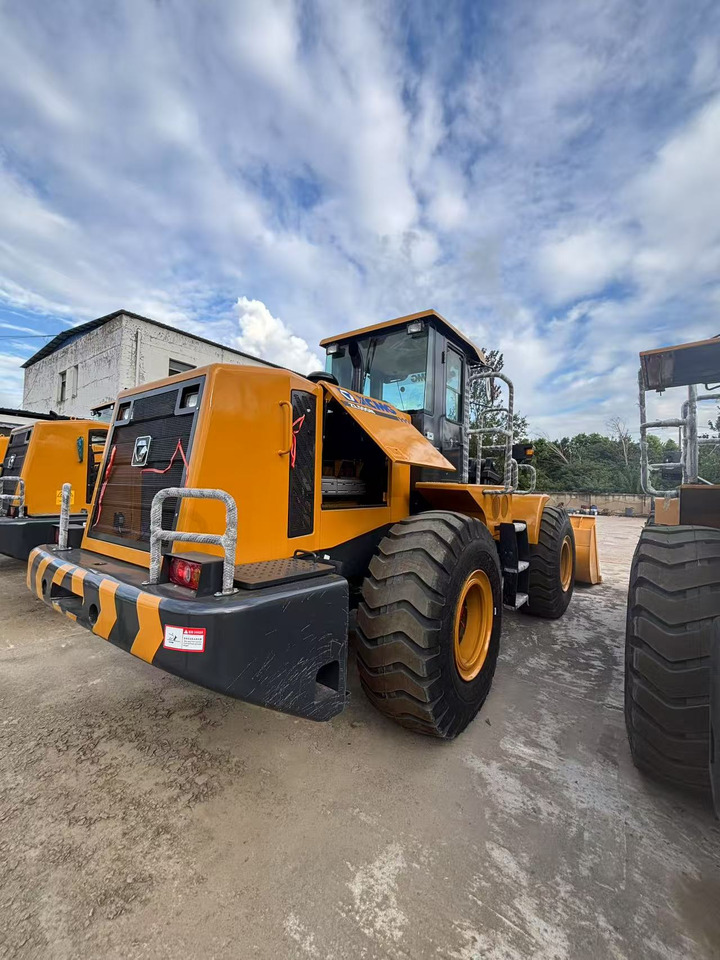 XCMG ZL50GN low hour front loader for sale - Hjullastare: bild 2 XCMG ZL50GN low hour front loader for sale - Hjullastare: bild 2
