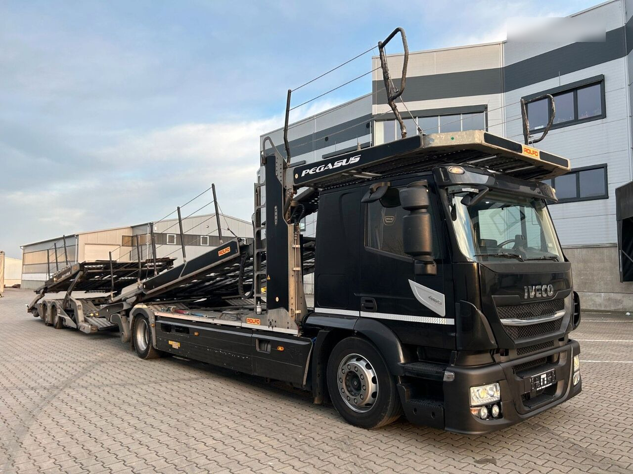 IVECO Stralis 460 - Biltransportbil lastbil: bild 4 IVECO Stralis 460 - Biltransportbil lastbil: bild 4