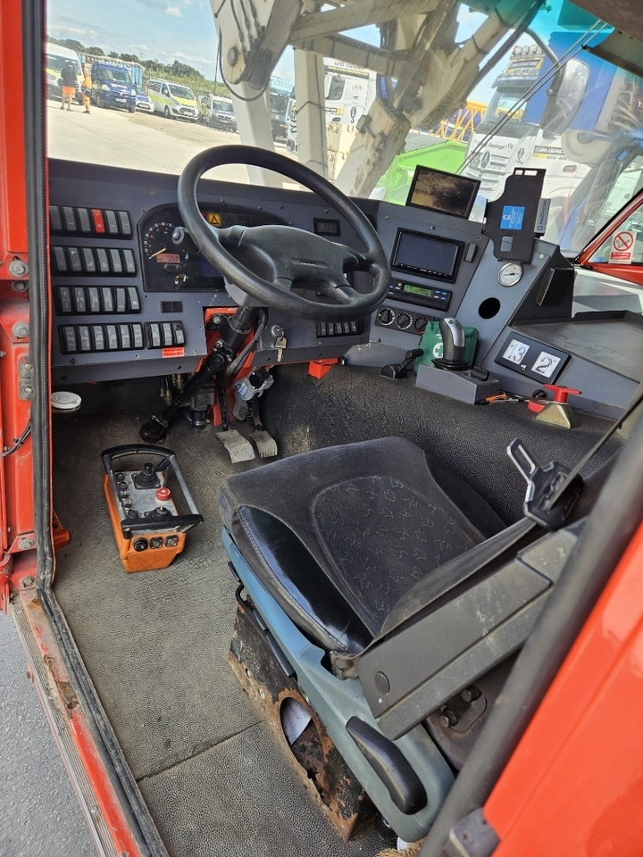 Spierings AT5 - 599 - Självresande tornkran: bild 2 Spierings AT5 - 599 - Självresande tornkran: bild 2