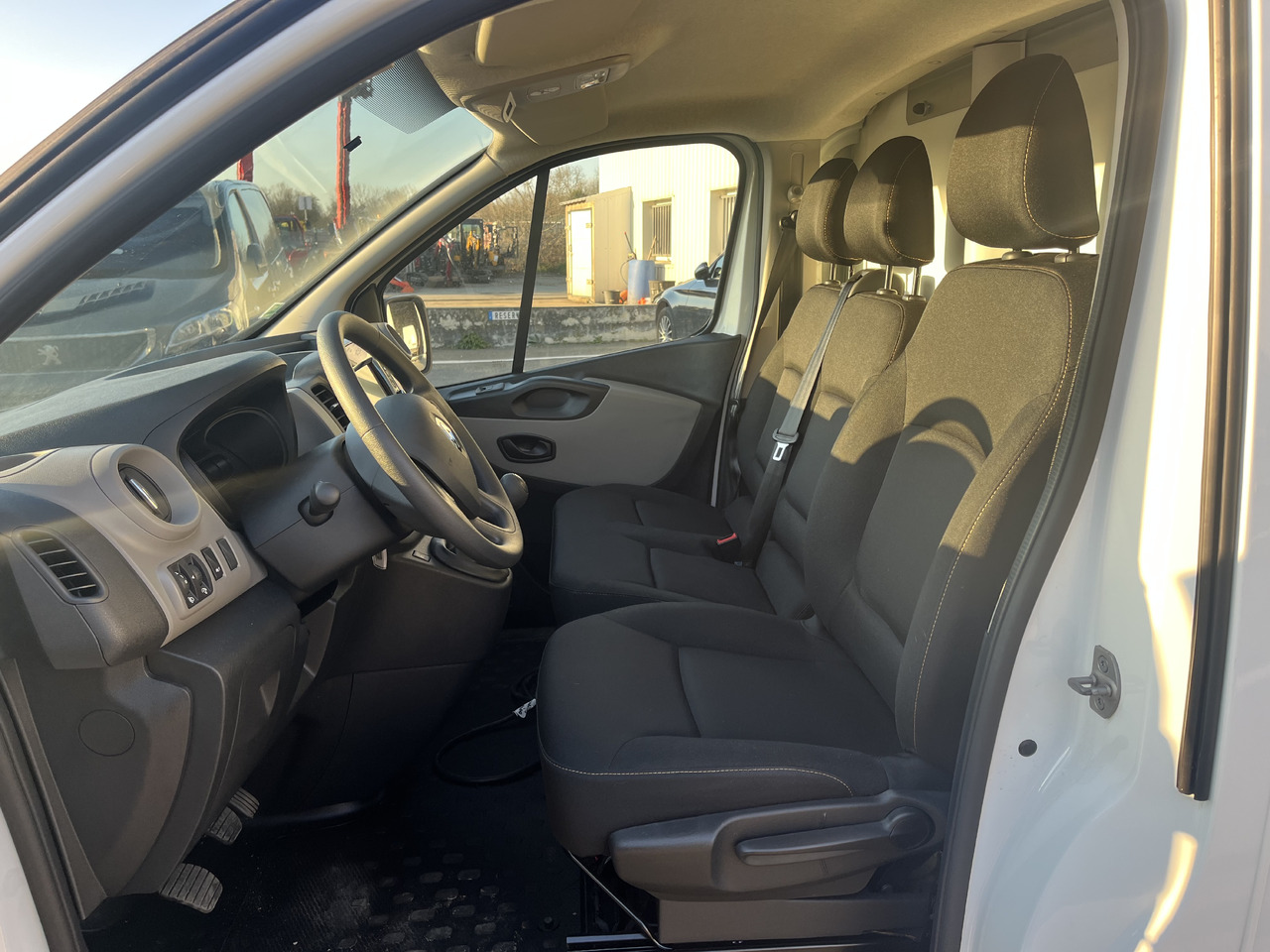 Kylbil RENAULT TRAFIC 125CH: bild 10