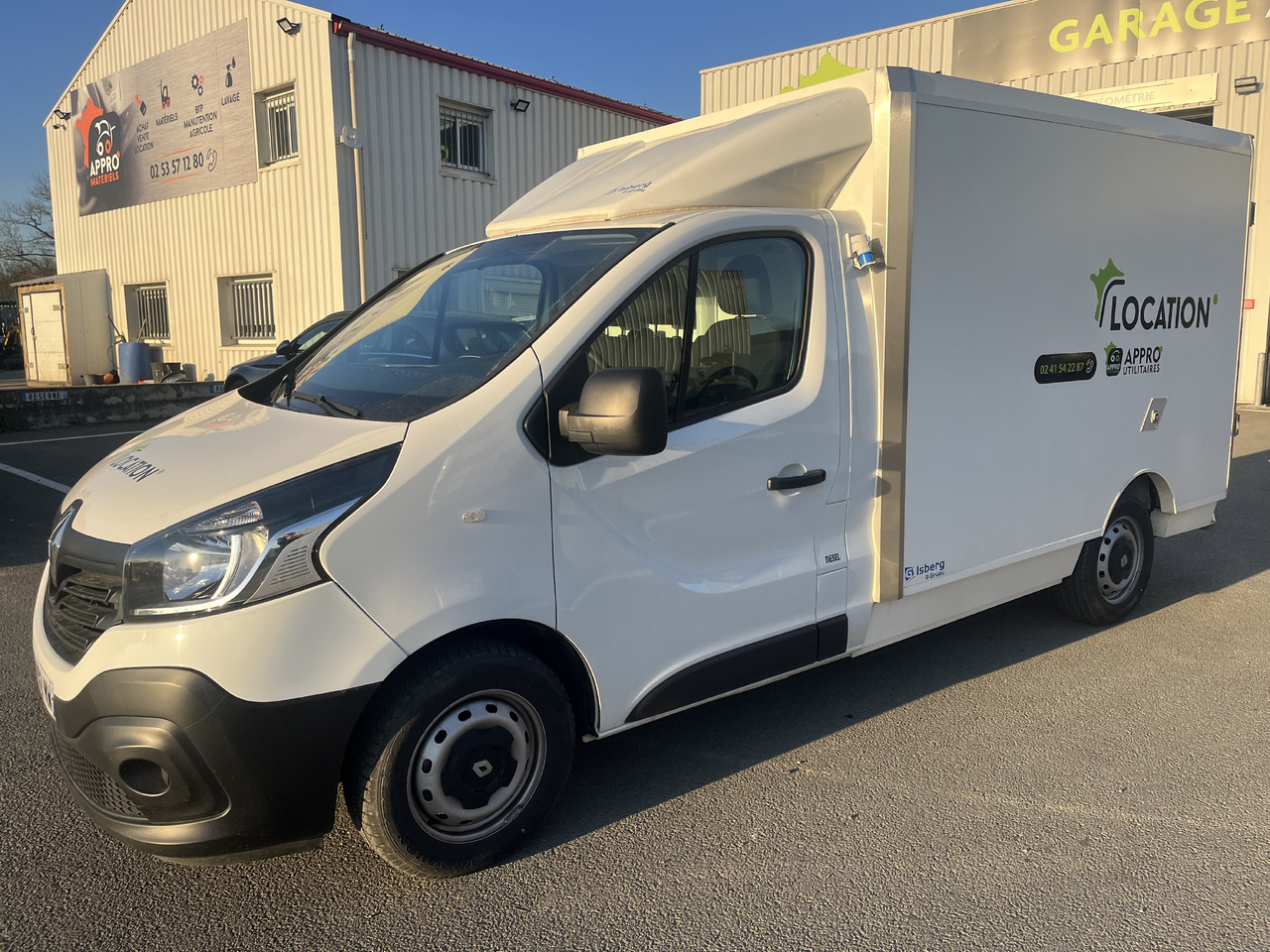 RENAULT TRAFIC 125CH - Kylbil: bild 2 RENAULT TRAFIC 125CH - Kylbil: bild 2