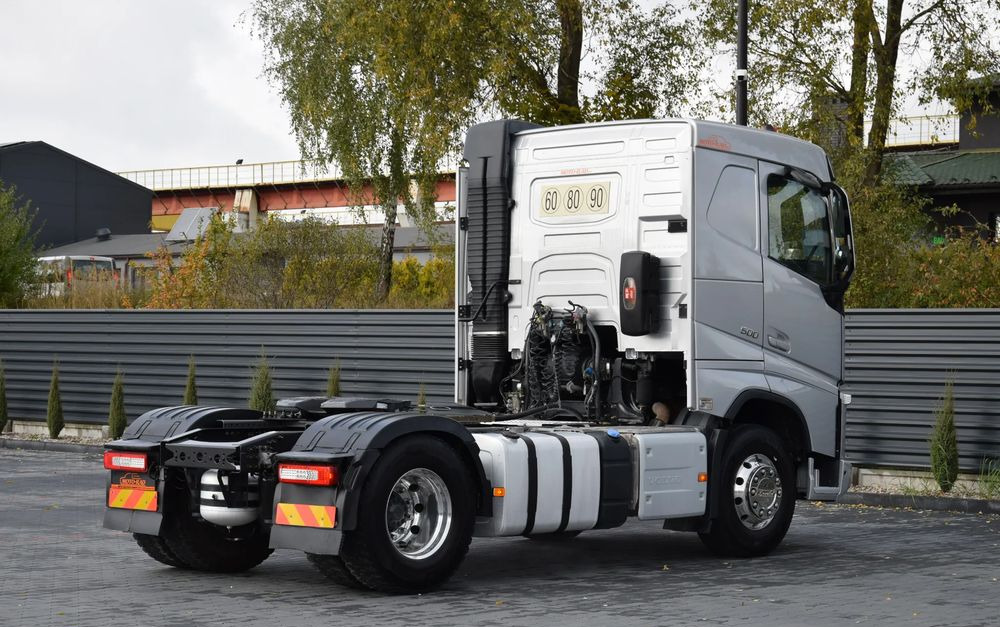 Volvo FH500 / NISKA KABINA / HYDRAULIKA / EURO 6 / ACC / LEDY / ALUFELGI / SERWISOWANY / SPROWADZONY - Dragbil: bild 5 Volvo FH500 / NISKA KABINA / HYDRAULIKA / EURO 6 / ACC / LEDY / ALUFELGI / SERWISOWANY / SPROWADZONY - Dragbil: bild 5