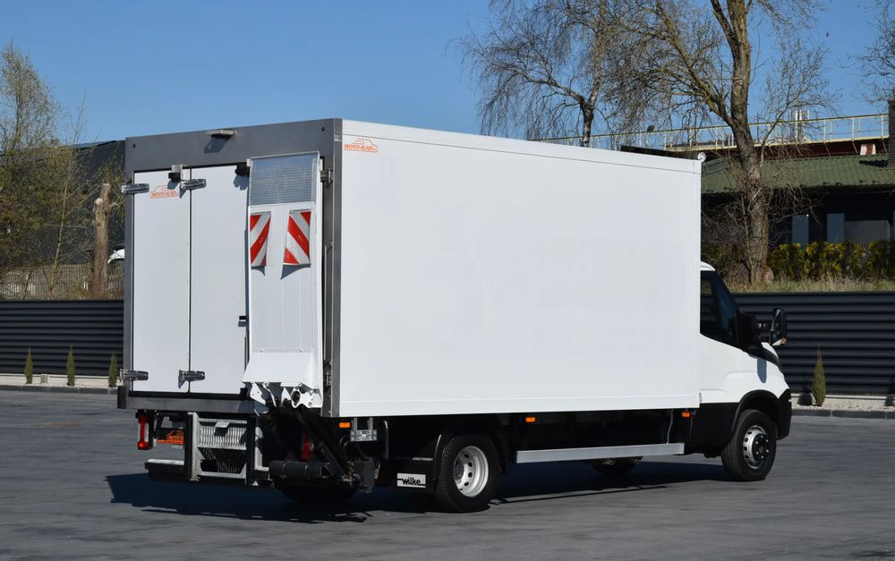 Iveco DAILY 70C18 / 3.0 - 180 KM / AUTOMAT HI-MATIC / 3 OSOBY / CHŁODNIA - MROŹNIA 4,55 M / AGREGAD FRIGOBLOCK / WINDA SORENSEN / KLIMA / TEMPOMAT / KAMERA COFANIA / REGULOWANE ZAWIESZENIE / SERWISOWA - Kylbil lastbil: bild 5 Iveco DAILY 70C18 / 3.0 - 180 KM / AUTOMAT HI-MATIC / 3 OSOBY / CHŁODNIA - MROŹNIA 4,55 M / AGREGAD FRIGOBLOCK / WINDA SORENSEN / KLIMA / TEMPOMAT / KAMERA COFANIA / REGULOWANE ZAWIESZENIE / SERWISOWA - Kylbil lastbil: bild 5