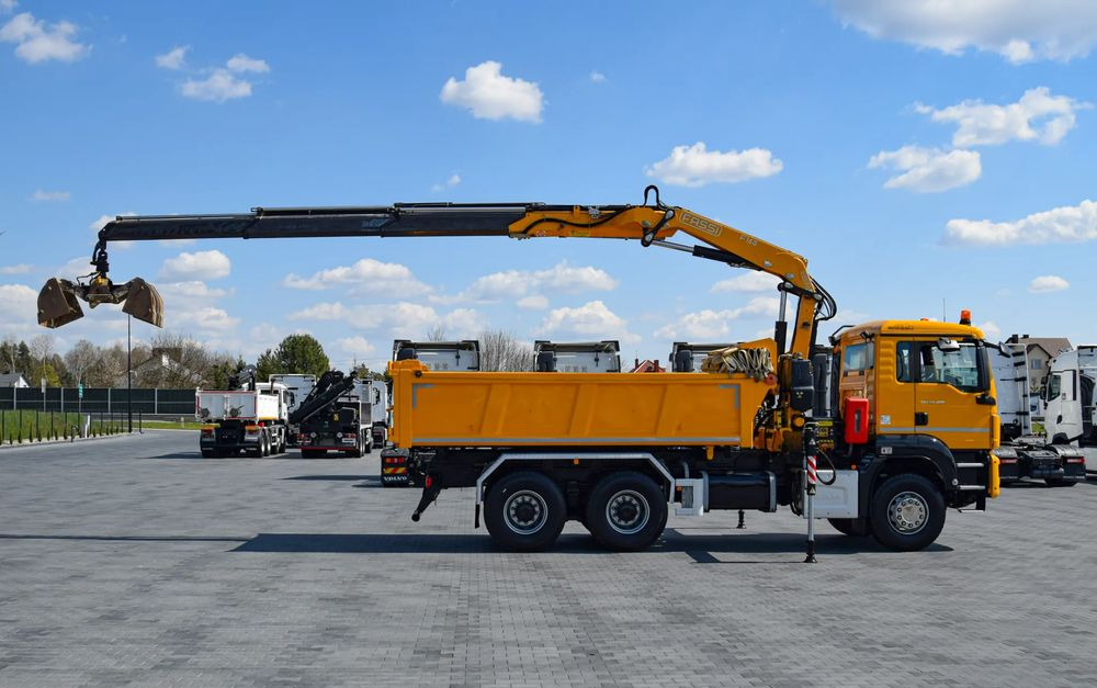 MAN TGS 26.400 / 6x4 / EURO 6 / UDT / HDS FASSI 165 / WYSUW x3 / ROTATOR / CHWYTAK / STEROWANIE RADIOWE / WZMOCNIONA RAMA / WYWROTKA / HYDROBURTA / AUTOMAT / 2017 / NOWE OPONY - 100% / NISKI PRZEBIEG - Tippbil lastbil, Kranbil: bild 4 MAN TGS 26.400 / 6x4 / EURO 6 / UDT / HDS FASSI 165 / WYSUW x3 / ROTATOR / CHWYTAK / STEROWANIE RADIOWE / WZMOCNIONA RAMA / WYWROTKA / HYDROBURTA / AUTOMAT / 2017 / NOWE OPONY - 100% / NISKI PRZEBIEG - Tippbil lastbil, Kranbil: bild 4