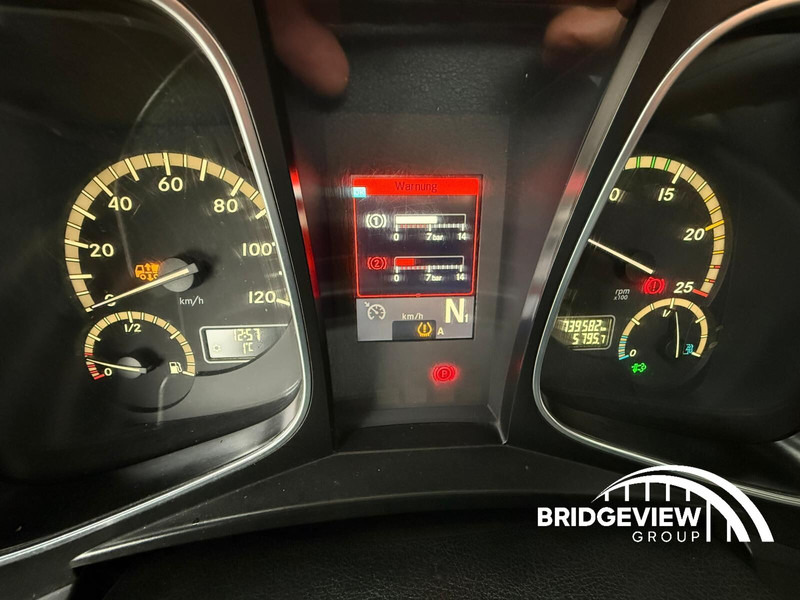 Dragbil Mercedes-Benz Actros 1848: bild 10