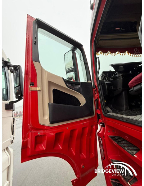 Dragbil Mercedes-Benz Actros 1848: bild 7