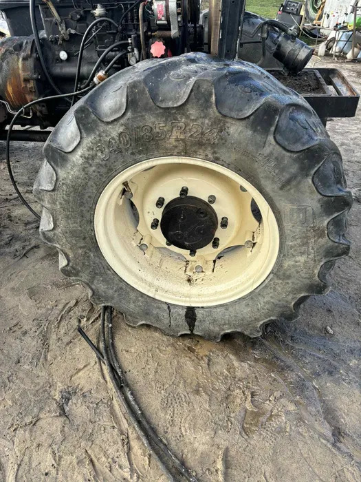 ZETOR 8441 - Framaxel: bild 3 ZETOR 8441 - Framaxel: bild 3