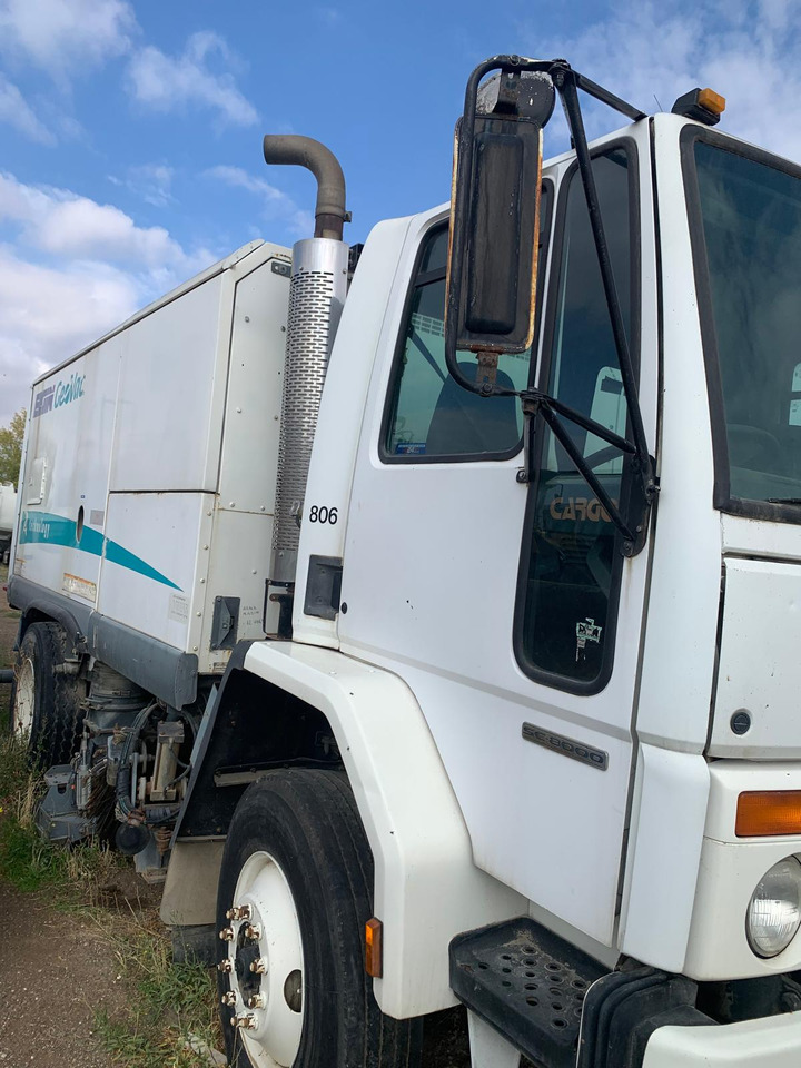 ELGIN GEOVAC VACUUM SWEEPER E TECHNOLOGY - Sopmaskin: bild 2 ELGIN GEOVAC VACUUM SWEEPER E TECHNOLOGY - Sopmaskin: bild 2