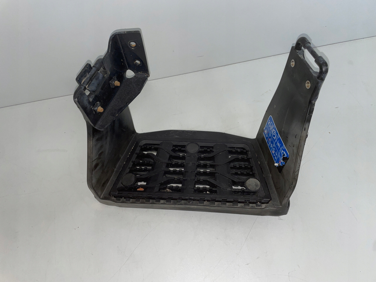 DOLNY STOPIEŃ STOPNICA MAN TG3 TGX TGS 3 81615016003 - Fotsteg för Lastbil: bild 2 DOLNY STOPIEŃ STOPNICA MAN TG3 TGX TGS 3 81615016003 - Fotsteg för Lastbil: bild 2