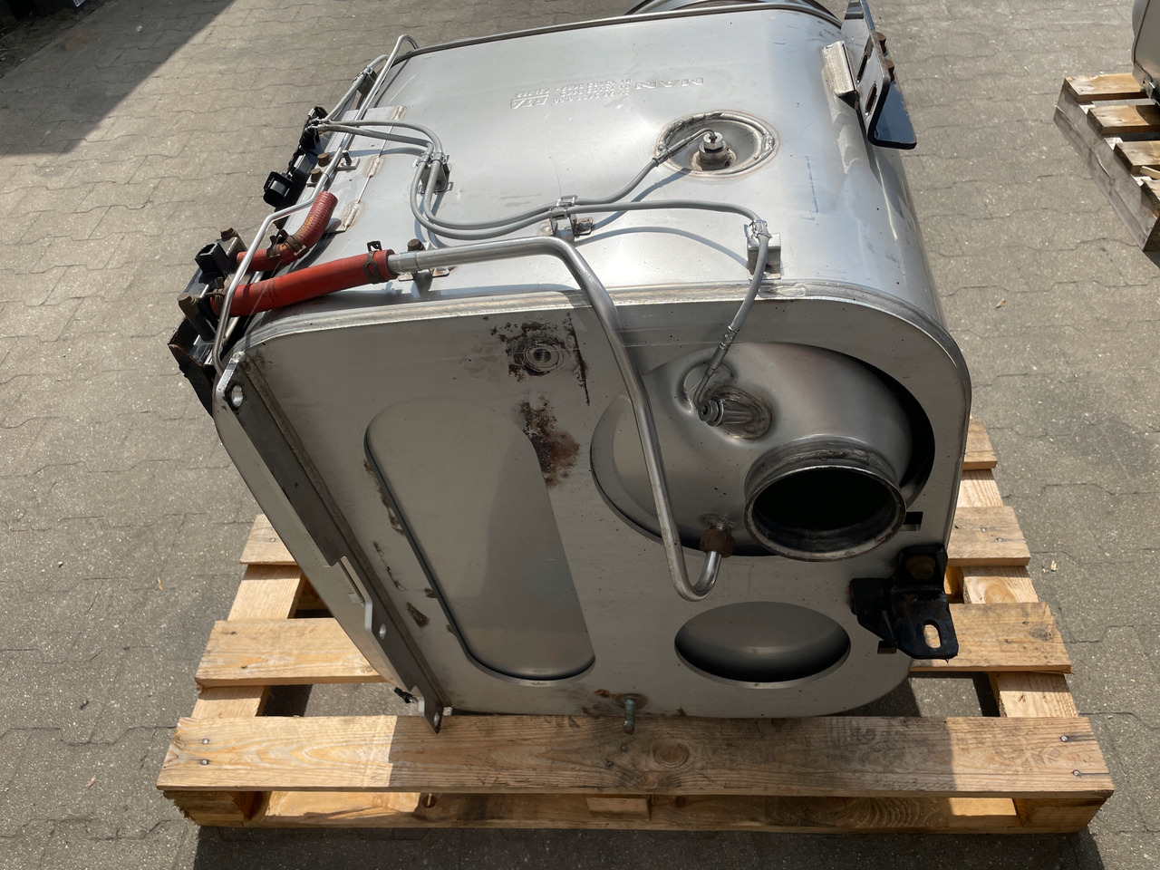 KATALIZATOR MAN TGX TGS EURO 6 DPF TŁUMIK WYDECH 81151036115 - Katalytisk omvandlare för Lastbil: bild 5 KATALIZATOR MAN TGX TGS EURO 6 DPF TŁUMIK WYDECH 81151036115 - Katalytisk omvandlare för Lastbil: bild 5