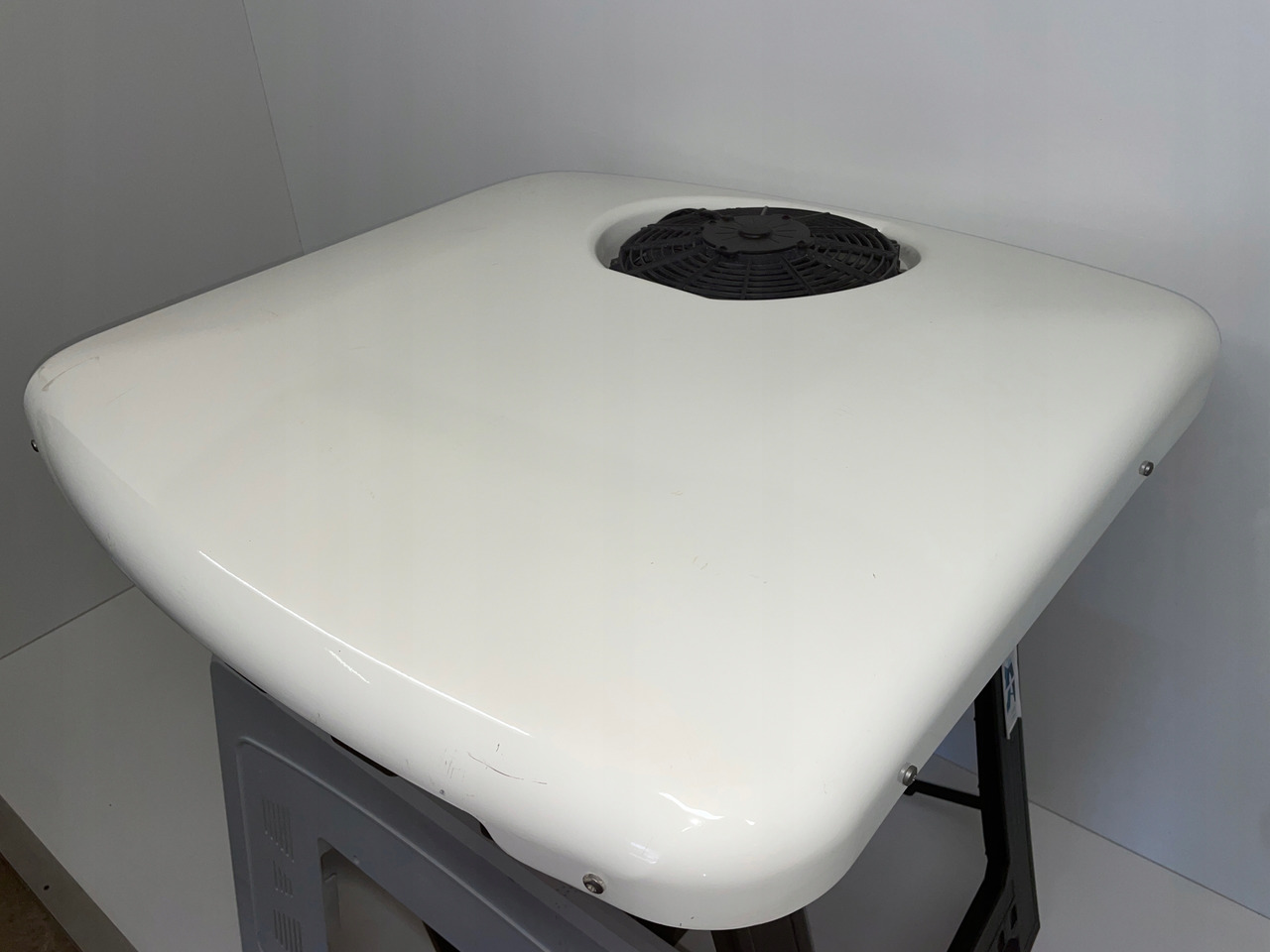 KLIMATYZACJA SLIMCOOL FACTORY PREP DAF MAN SCANIA - A/C kompressor för Lastbil: bild 3 KLIMATYZACJA SLIMCOOL FACTORY PREP DAF MAN SCANIA - A/C kompressor för Lastbil: bild 3