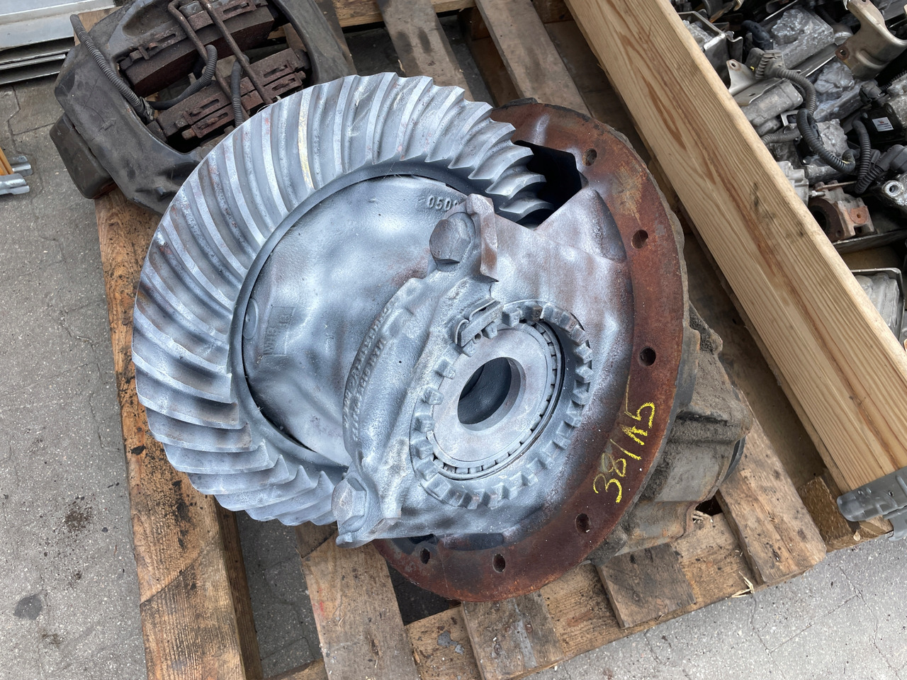 MAN TGX TGS TGA WKŁAD DYFERENCJAŁ MOSTU DYFER 38:15, 81350106301 - Bakaxel för Lastbil: bild 4 MAN TGX TGS TGA WKŁAD DYFERENCJAŁ MOSTU DYFER 38:15, 81350106301 - Bakaxel för Lastbil: bild 4