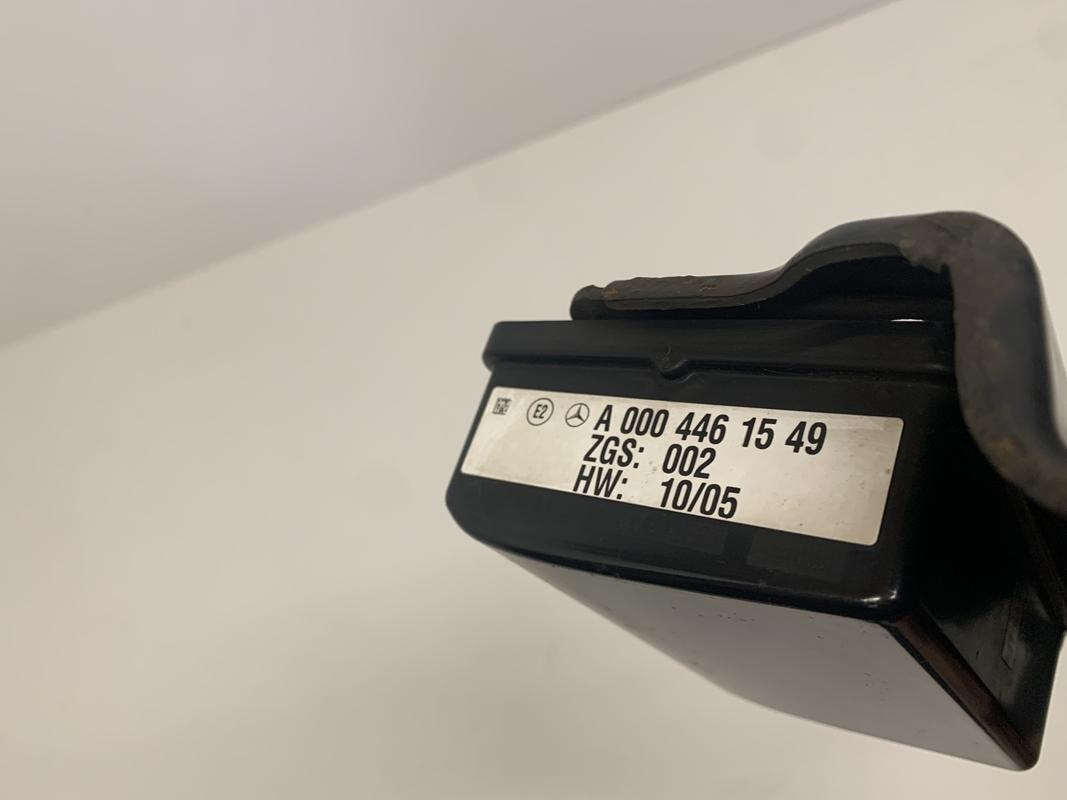 MERCEDES ACTROS MP4 RADAR DISTRONIC 0004461549 - Sensor för Lastbil: bild 4 MERCEDES ACTROS MP4 RADAR DISTRONIC 0004461549 - Sensor för Lastbil: bild 4