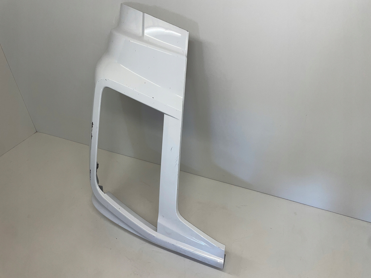 PRAWA OSŁONA OKULAR ZDERZAK FORD F-MAX JC46-17E950-A - Stötfångare för Lastbil: bild 3 PRAWA OSŁONA OKULAR ZDERZAK FORD F-MAX JC46-17E950-A - Stötfångare för Lastbil: bild 3