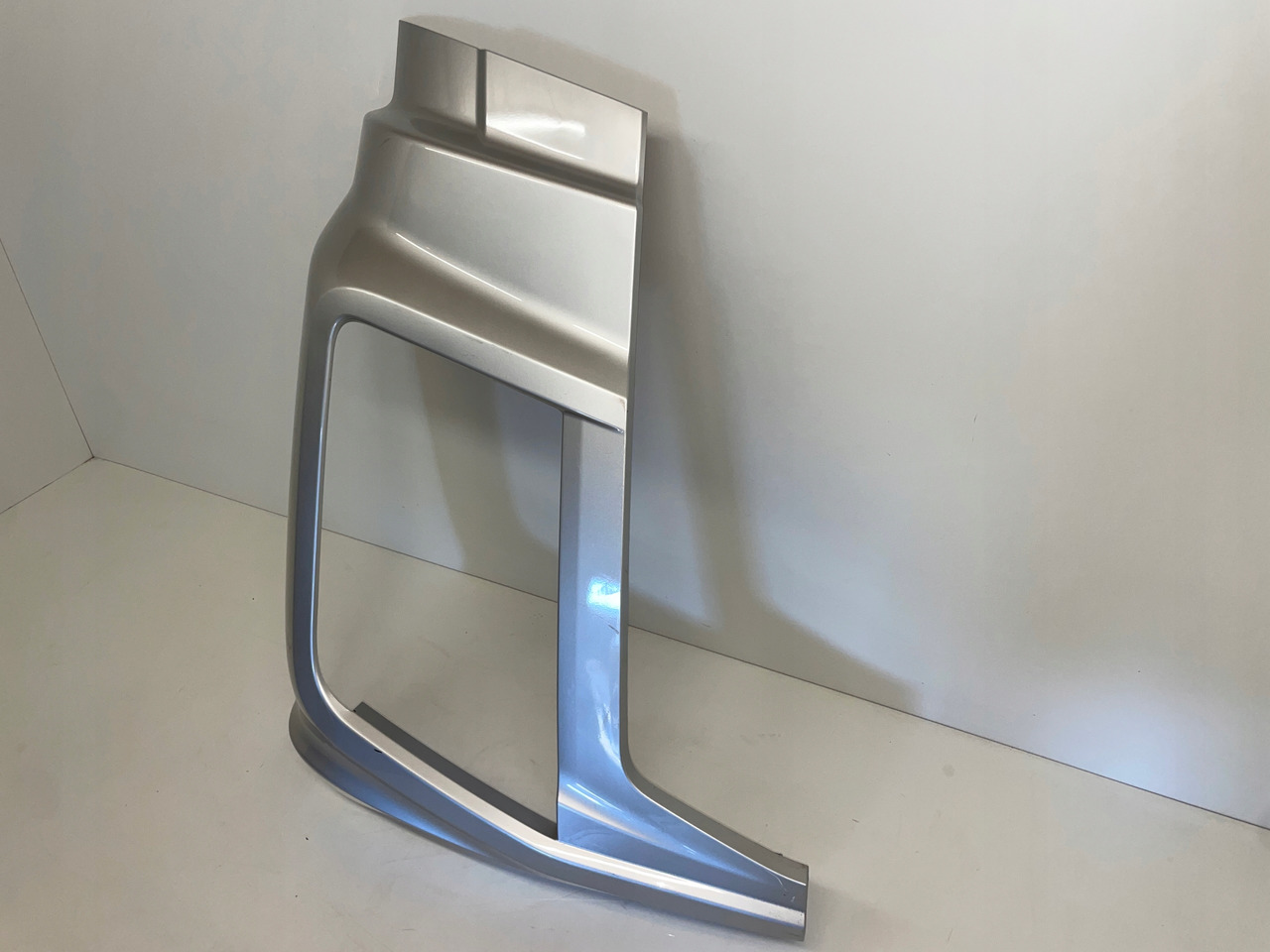 PRAWA OSŁONA OKULAR ZDERZAK FORD F-MAX JC46-17E950-A - Stötfångare för Lastbil: bild 3 PRAWA OSŁONA OKULAR ZDERZAK FORD F-MAX JC46-17E950-A - Stötfångare för Lastbil: bild 3