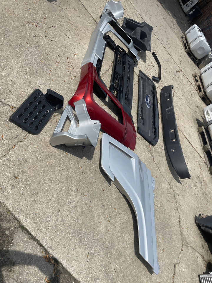 Przód Ford F-Max F Max Grill, Stopień , Stopnica Przedłużenie drzwi zderzak - Karosseri och exteriör för Lastbil: bild 3 Przód Ford F-Max F Max Grill, Stopień , Stopnica Przedłużenie drzwi zderzak - Karosseri och exteriör för Lastbil: bild 3