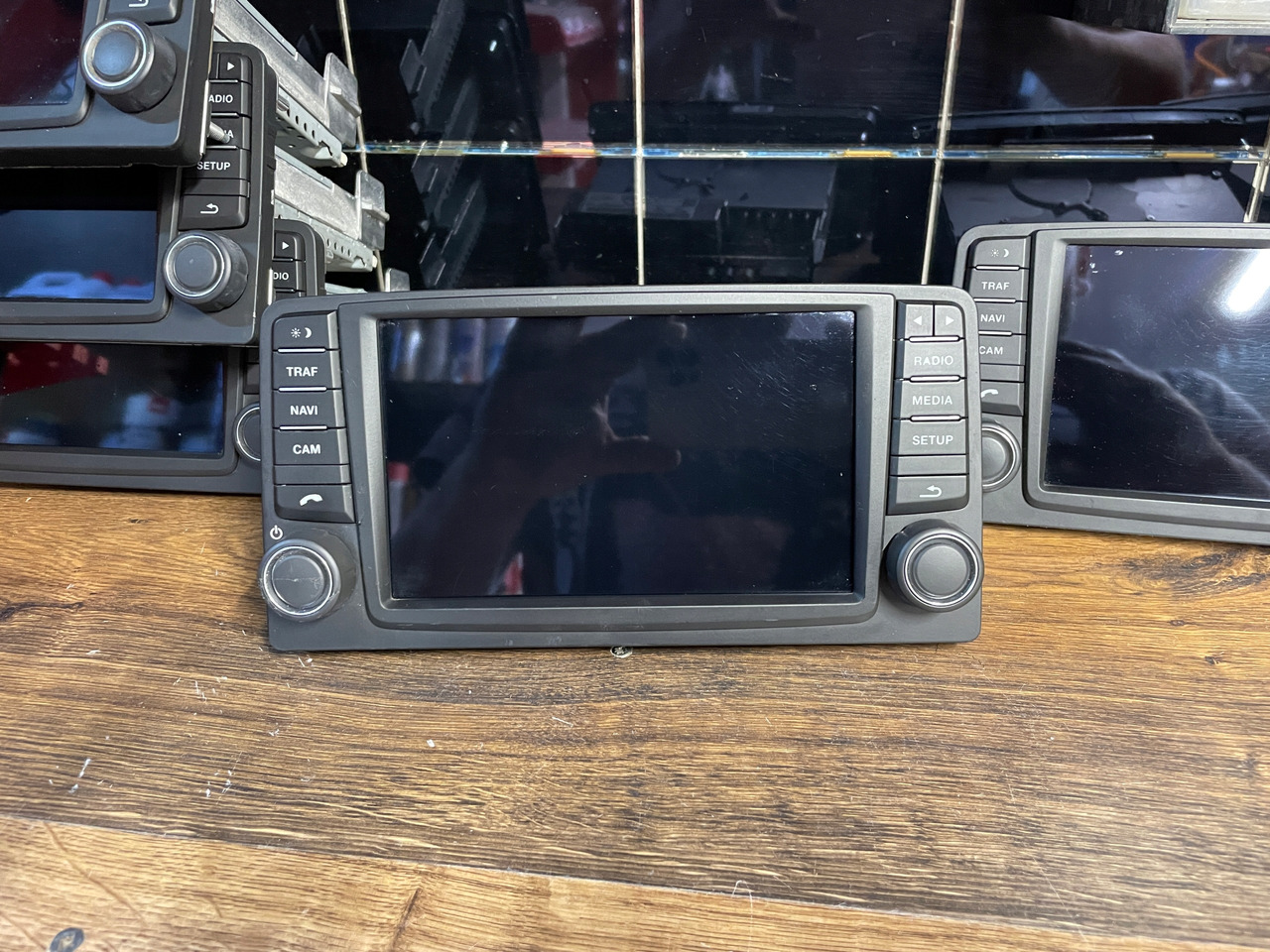 RADIO NAWIGACJA MAN TGS TGX EURO 6 81281006037 WYMIENIONY WYŚWIETLACZ - Navigationssystem för Lastbil: bild 2 RADIO NAWIGACJA MAN TGS TGX EURO 6 81281006037 WYMIENIONY WYŚWIETLACZ - Navigationssystem för Lastbil: bild 2