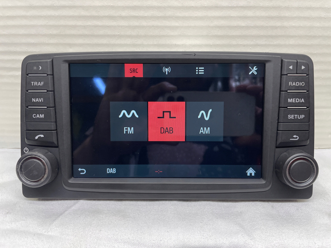 RADIO NAWIGACJA MAN TGS TGX EURO 6 81281006043 WYMIENIONY WYŚWIETLACZ - Navigationssystem för Lastbil: bild 1 RADIO NAWIGACJA MAN TGS TGX EURO 6 81281006043 WYMIENIONY WYŚWIETLACZ - Navigationssystem för Lastbil: bild 1