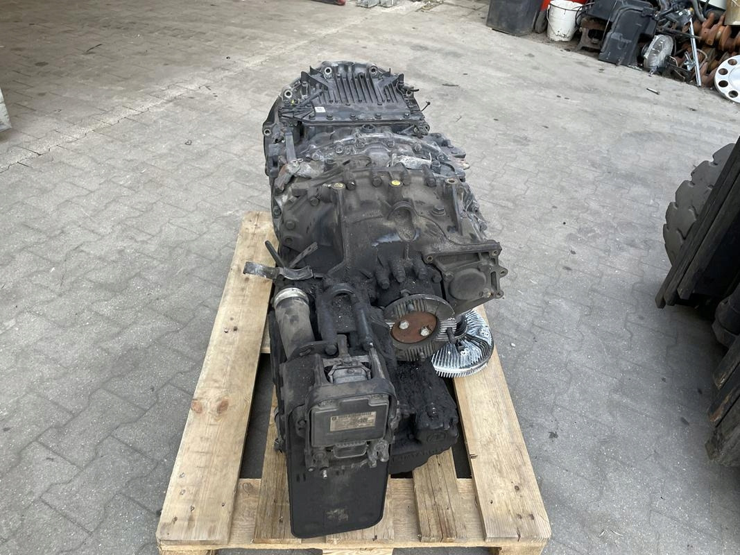 RETARDER INTARDER MAN TGX TGS CHŁODNICA OLEJU - Oljekylare för Lastbil: bild 1 RETARDER INTARDER MAN TGX TGS CHŁODNICA OLEJU - Oljekylare för Lastbil: bild 1