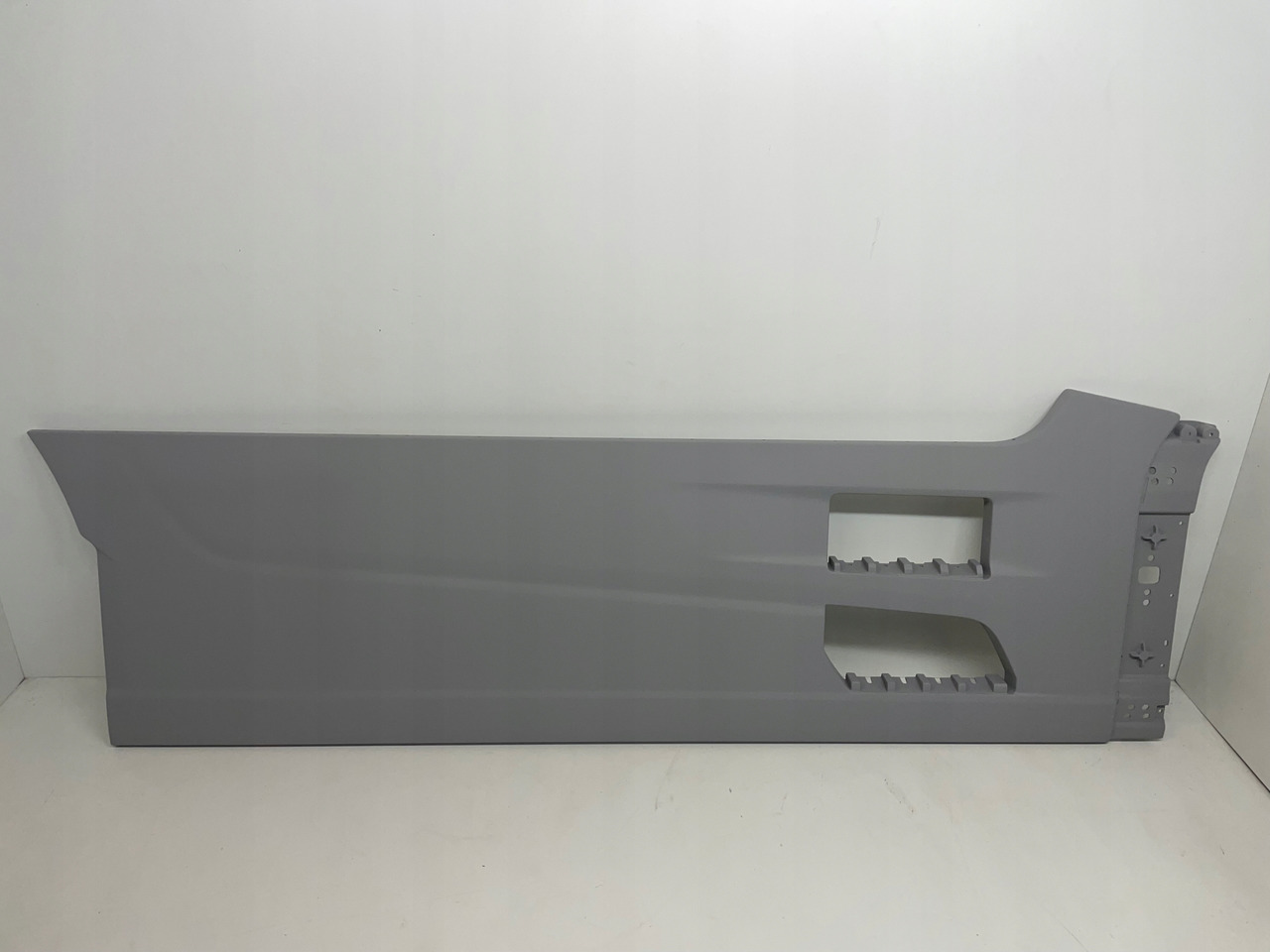 ZABUDOWA MIĘDZYOSIOWA SPOILER FORD F-MAX F MAX - Aerodynamik/ Spoiler för Lastbil: bild 1 ZABUDOWA MIĘDZYOSIOWA SPOILER FORD F-MAX F MAX - Aerodynamik/ Spoiler för Lastbil: bild 1