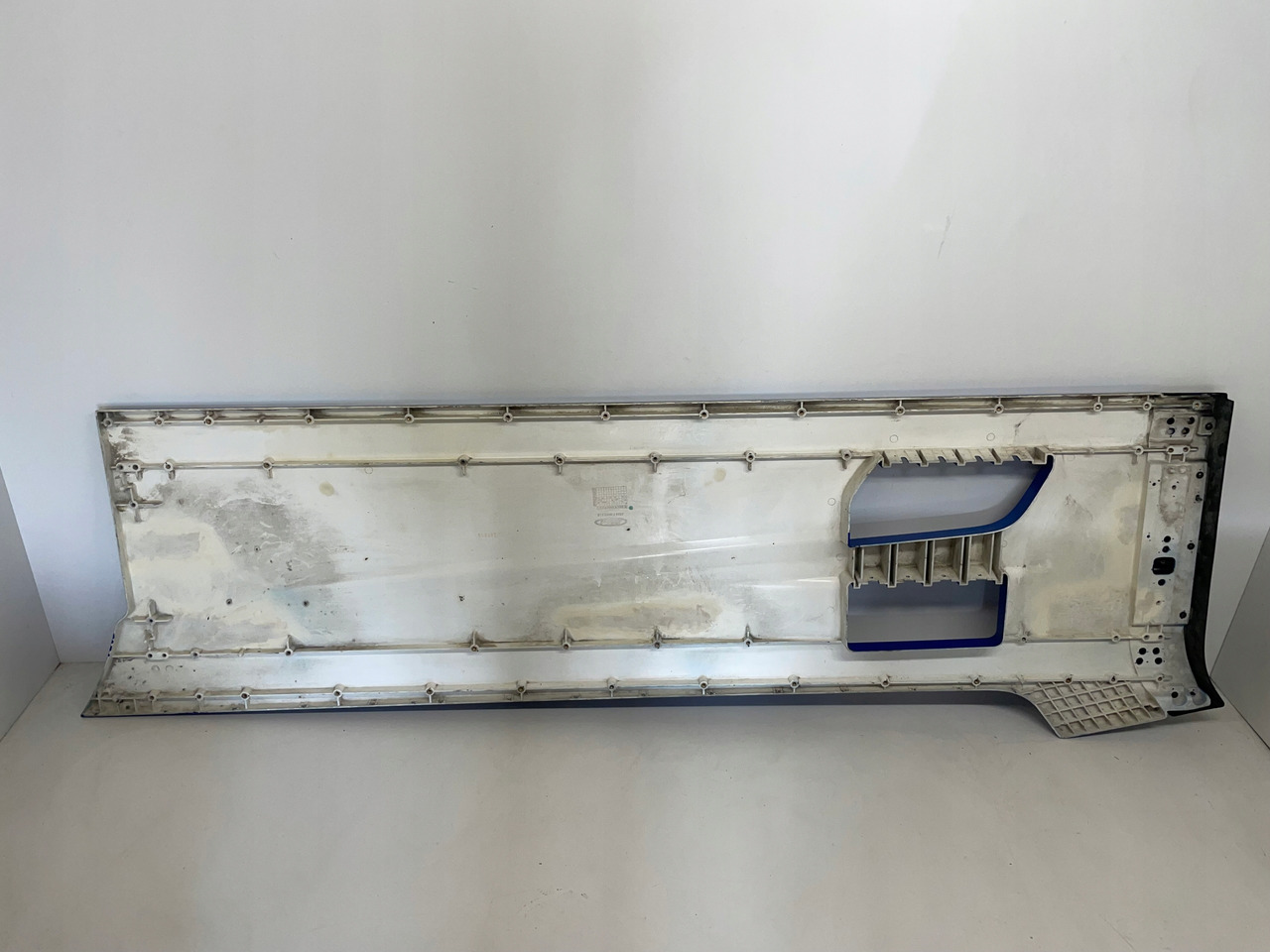 ZABUDOWA MIĘDZYOSIOWA SPOILER FORD F-MAX F MAX - Aerodynamik/ Spoiler för Lastbil: bild 4 ZABUDOWA MIĘDZYOSIOWA SPOILER FORD F-MAX F MAX - Aerodynamik/ Spoiler för Lastbil: bild 4