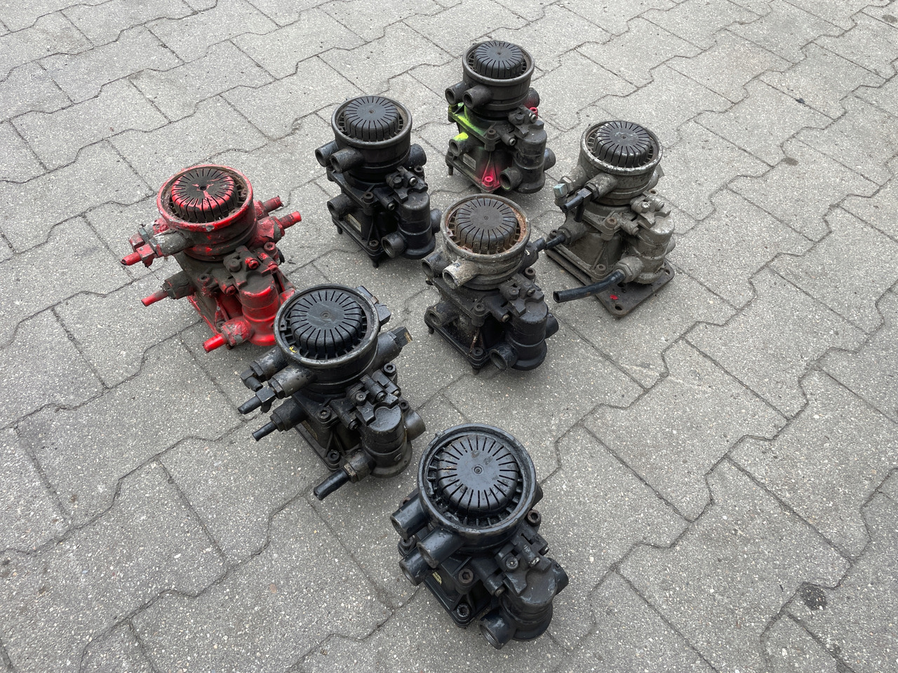 ZAWÓR PRZYCZEPY EBS MAN TGX TGS TGA 0486205022 81523016206 - Bromsventil: bild 4 ZAWÓR PRZYCZEPY EBS MAN TGX TGS TGA 0486205022 81523016206 - Bromsventil: bild 4