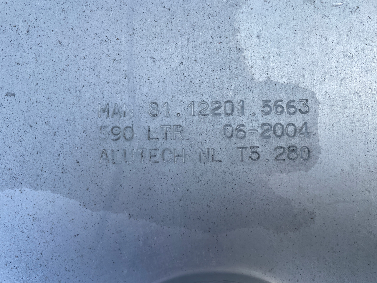 Bränsletank för Lastbil ZBIORNIK PALIWA MAN TGA TGX TGS 590 L 81122015663: bild 8