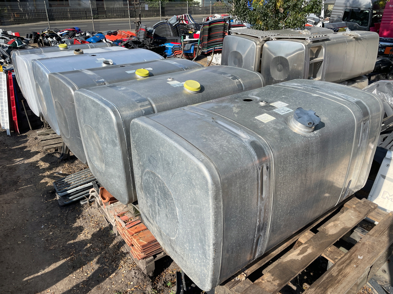 Bränsletank för Lastbil ZBIORNIK PALIWA MAN TGX TGS 580L 81122016934: bild 7 Bränsletank för Lastbil ZBIORNIK PALIWA MAN TGX TGS 580L 81122016934: bild 7