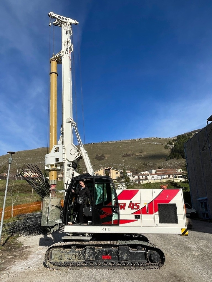Mait HR45 NOLEGGIO - RENTAL - Pålkran: bild 1 Mait HR45 NOLEGGIO - RENTAL - Pålkran: bild 1