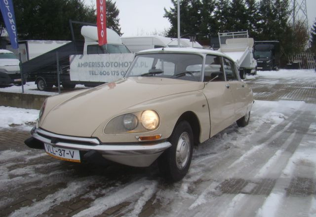 Citroën DS - Personbil: bild 1 Citroën DS - Personbil: bild 1