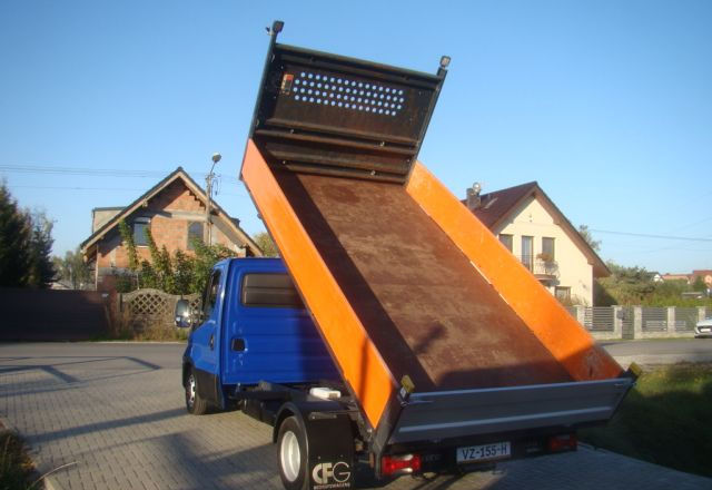 Transportbil med tippflak Iveco DAILY 100%PRZEBIEG-POTWIERDZONY: bild 17 Transportbil med tippflak Iveco DAILY 100%PRZEBIEG-POTWIERDZONY: bild 17