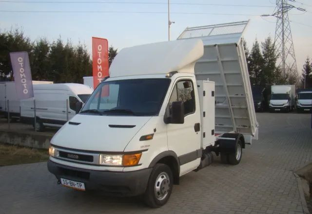Iveco DAILY 40 C 12 - Transportbil med tippflak: bild 1 Iveco DAILY 40 C 12 - Transportbil med tippflak: bild 1