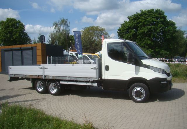 Iveco DAILY 40 C 17 3.0TDI CLIXSTAR PRAWOJAZDY E DO B 3400KGŁADOWNOŚCI - Transportbil med flak: bild 5 Iveco DAILY 40 C 17 3.0TDI CLIXSTAR PRAWOJAZDY E DO B 3400KGŁADOWNOŚCI - Transportbil med flak: bild 5