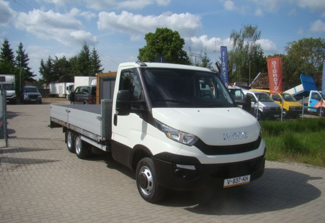 Iveco DAILY 40 C 17 3.0TDI CLIXSTAR PRAWOJAZDY E DO B 3400KGŁADOWNOŚCI - Transportbil med flak: bild 4 Iveco DAILY 40 C 17 3.0TDI CLIXSTAR PRAWOJAZDY E DO B 3400KGŁADOWNOŚCI - Transportbil med flak: bild 4