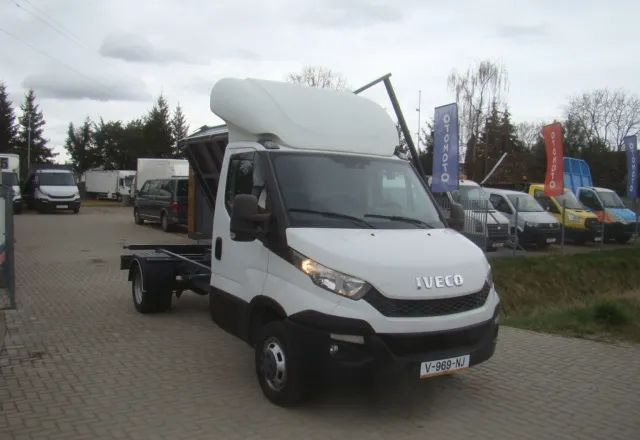 Iveco DAILY 50 C 17 3.0TDI 3-STONNA WYWROYKA - Transportbil med tippflak: bild 3 Iveco DAILY 50 C 17 3.0TDI 3-STONNA WYWROYKA - Transportbil med tippflak: bild 3