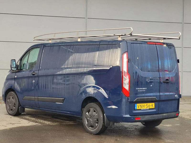 Ford - Små skåpbil: bild 2 Ford - Små skåpbil: bild 2