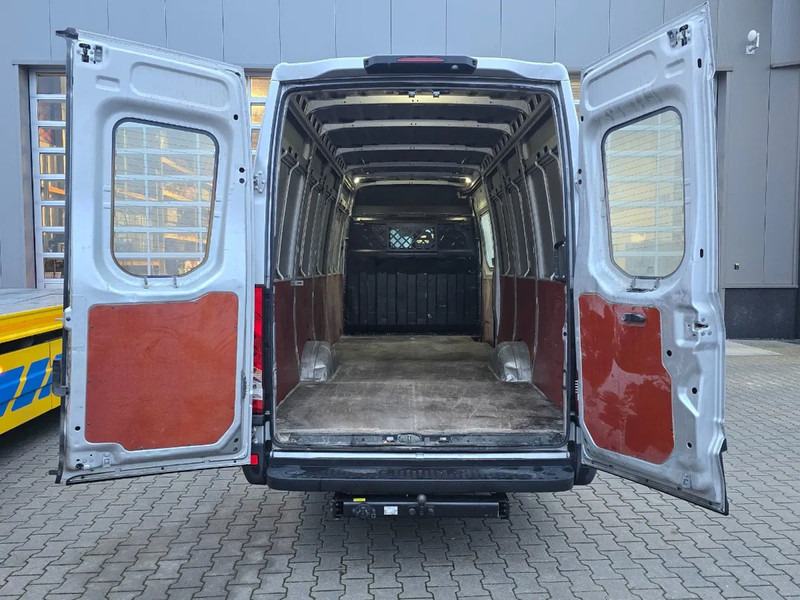 Iveco Daily 35S16 - Skåpbil: bild 3 Iveco Daily 35S16 - Skåpbil: bild 3