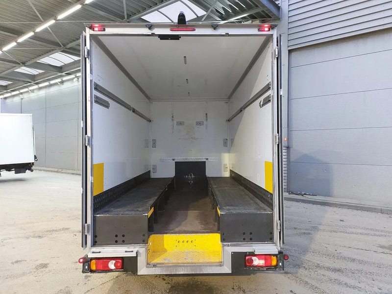 Renault Master Automatic Clima Cruise Camera LED Euro6 2021 - Skåpbil: bild 4 Renault Master Automatic Clima Cruise Camera LED Euro6 2021 - Skåpbil: bild 4