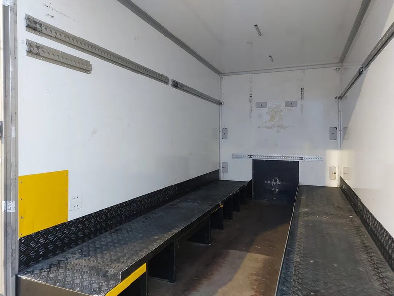 Renault Master Automatic Clima Cruise Camera LED Euro6 2021 - Skåpbil: bild 5 Renault Master Automatic Clima Cruise Camera LED Euro6 2021 - Skåpbil: bild 5