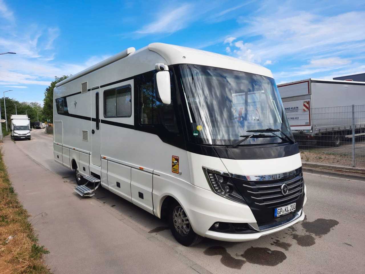 Niesmann + Bischoff Flair 920 LE, Goldschmitt, Mwst. ausweisbar,.. - Helintegrerad husbil: bild 1 Niesmann + Bischoff Flair 920 LE, Goldschmitt, Mwst. ausweisbar,.. - Helintegrerad husbil: bild 1