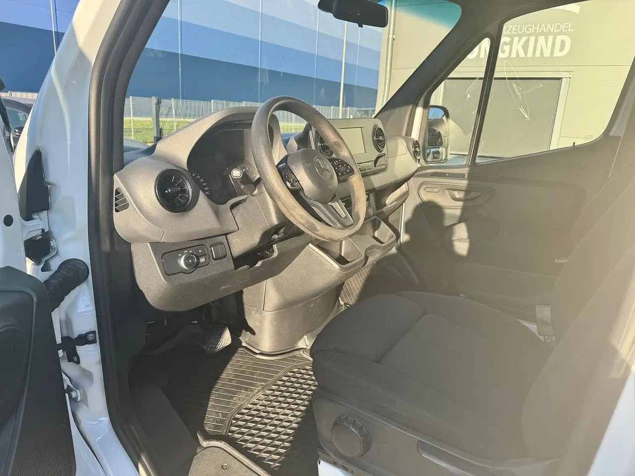 Leasa Mercedes-Benz Sprinter 316 CDI Lang Hoch Klima LED MBUX Mercedes-Benz Sprinter 316 CDI Lang Hoch Klima LED MBUX: bild 9